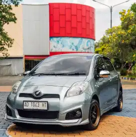 Yaris j up e 2008 mt