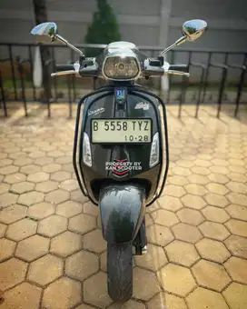 JUAL MURAH VESPA SPRINT 150 iGET 2016 MULUS