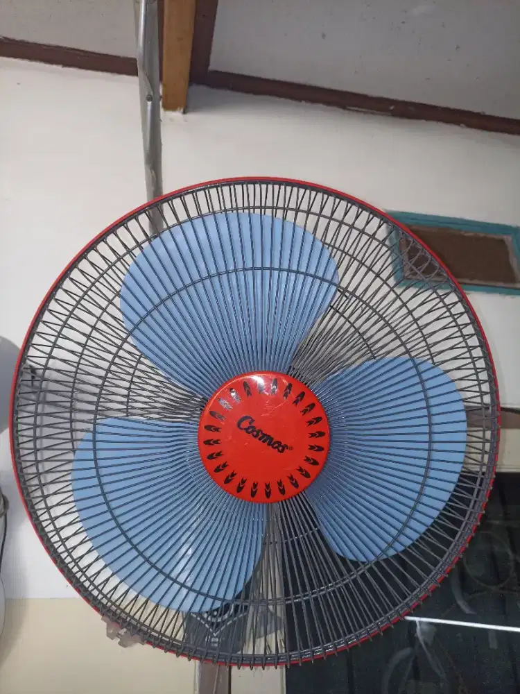 Kipas angin dinding cosmos 16 inch super joss zuper kuenceng