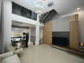 Disewakan Rumah Baru Di Kemang Jakarta Selatan