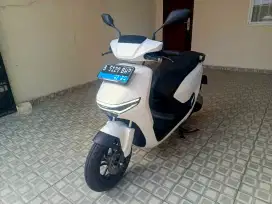 Honda Cuv E type tertinggi RoadSync