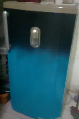 Kulkas merk Samsung