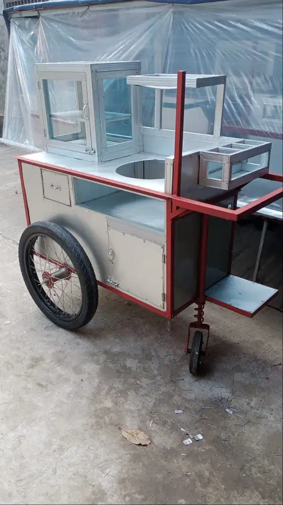 Gerobak dorong telur gulung,cilok,sempol,dll