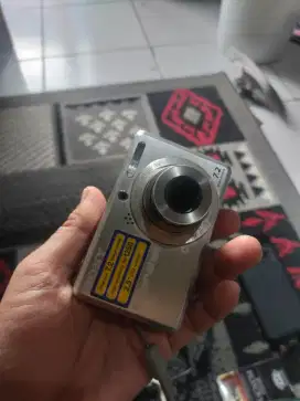 Digicam kamera pocket Sony s750