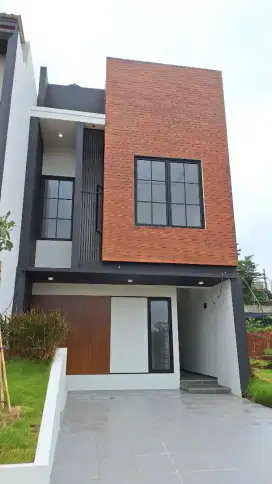 Rumah 2 Lantai Dekat Tol Cuma 749 Juta!