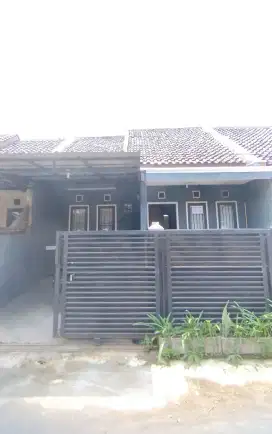 Disewakan Rumah Komplek Bumi Atlet