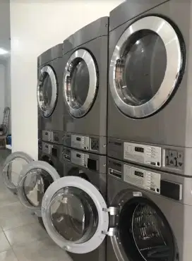 DICARI OPERATOR LAUNDRY - SETERIKA , LIPAT , PACKING - BERPENGALAMAN