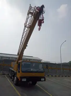 Mobile crane power plus 25 ton tahun 2013