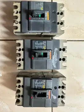 Mccb merlin gerin