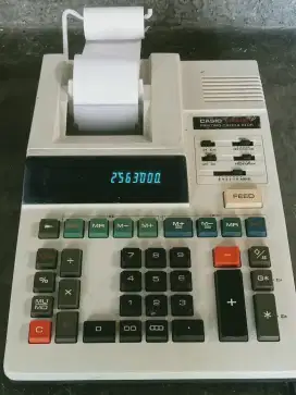 Kalkulator Casio DR 8240