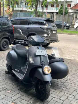 Moge Vespa Piaggio GTV 300 HPE th 2022 Odo 500 Sespan Like New Rare