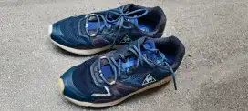 Preloved original Authentic LeCoq Sportif Navy Size 42
