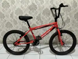 Senator sepeda BMX anak ukuran 20 untuk umur 5-15 tahun ya kak