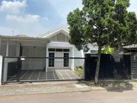 Disewakan Rumah Siap Huni di Singgasana Pradana