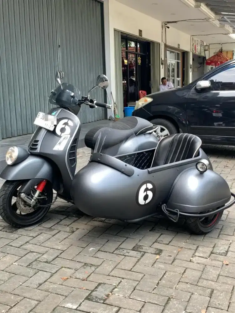 Moge Vespa Piaggio GTV 300 HPE Sespan Th 2022 Odo 500 Limited Rare