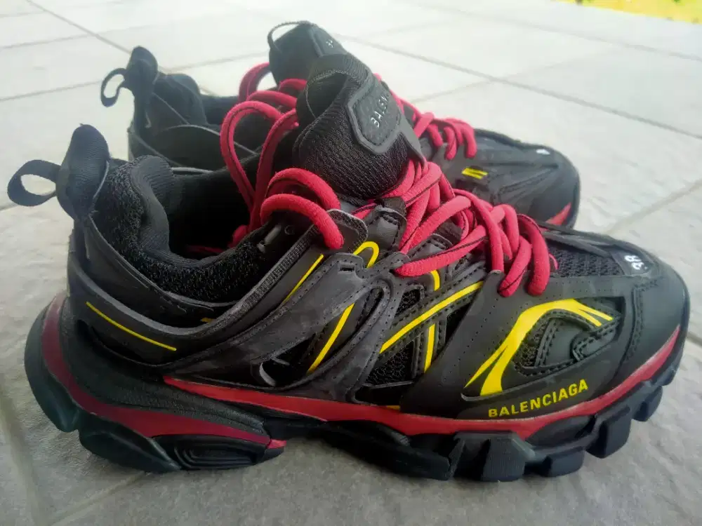 Balenciaga Track Trainer sz 38