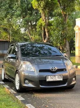 (MODIF GANTENG) Toyota Yaris S Limited Matic 2012 Super Istimewa