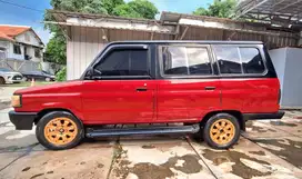 Toyota Kijang Super 1991