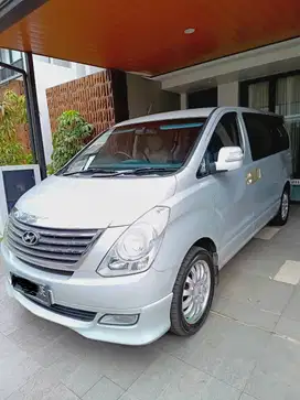 Hyundai H1 full option low km