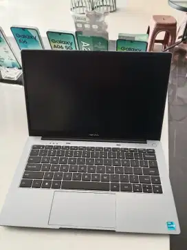 Kalo mau kredit atau cash juga bisa