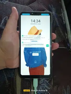 Di jual hp Oppo A3s kondisi bagus dan mulus