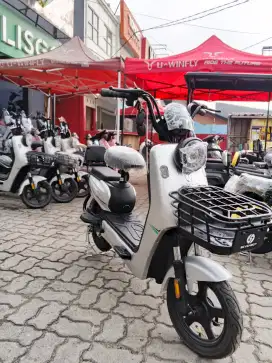 Sepeda listrik sevenbot m10 (barang baru dan harga promo)