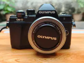 Olympus OM-D E-M10 Mark II