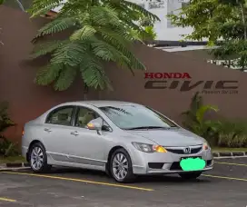Civic FD1 1.8 Batman Futuristis Ikonik Very Low KM Istimewa Terawat