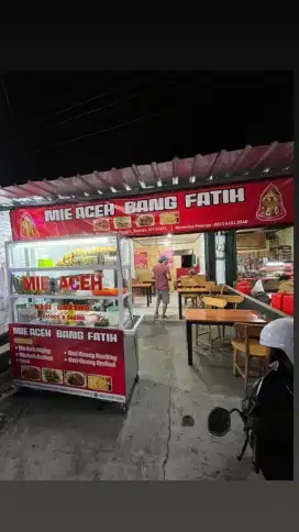Over Kontrak warung berserta isi nya