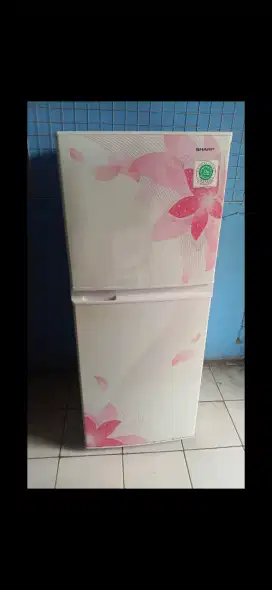 Jual bu kulkas 2 pintu normal dingin beku cepat merk SHARP