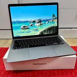 MacBook Air 13 inch M1 2020 8/256GB second resmi Space Gray garansi ON