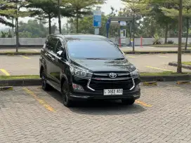 Toyota Venturer Diesel At 2020