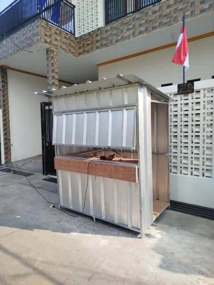 Pembuatan Kontainer Jualan