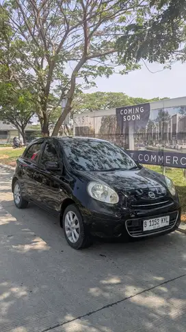 Nissan March 2012 Bensin