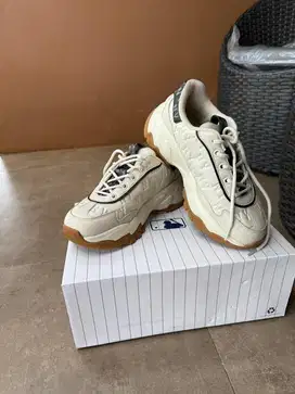 Sepatu MLB Wanita