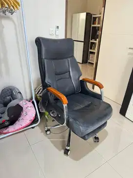 Kursi kantor / kursi kerja