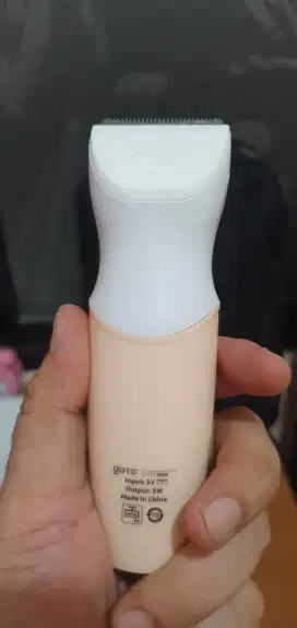 Alat cukur bayi