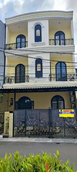 Rumah di kelapa gading jakarta utara