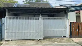 Rumah terawat dan murah di Griya Bintara loka,bekasi barat