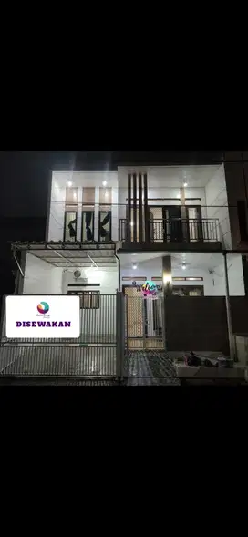 Rumah Cluster Sewa 4BR di Prima Harapan Bekasi