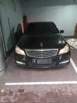 Mercedes-Benz C200 2013 Bensin