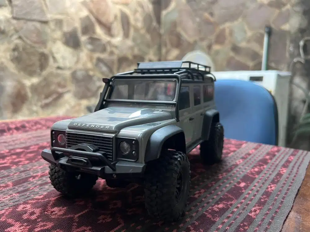 TRAXXAS TRX4M DEFENDER