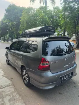 Nissan Livina 2012 Bensin