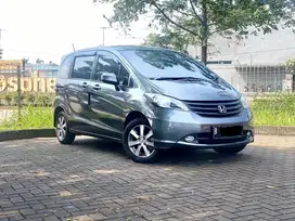 Honda Freed S 2012 km Low
