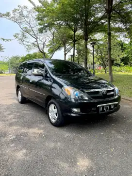 Toyota Kijang Innova 2006 Bensin