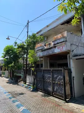 JUAL LELANG RUMAH GRIYA KEBRAON SELATAN SURABAYA KP4082 DEKAT PETRA