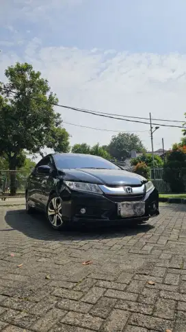 Honda City E matic 2015 DP 5 jt
