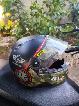 Jual helm kyt udah ga kepake