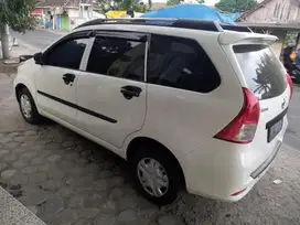 Daihatsu Xenia 2012 Bensin