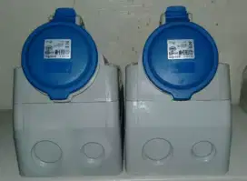 Surface mounting legrand ip44 2p 32a 2pcs